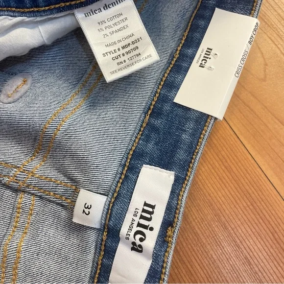 Mica Denim Criss Cross Boy Crop Distressed Fray Hem Stretchy 36” Waist New 32